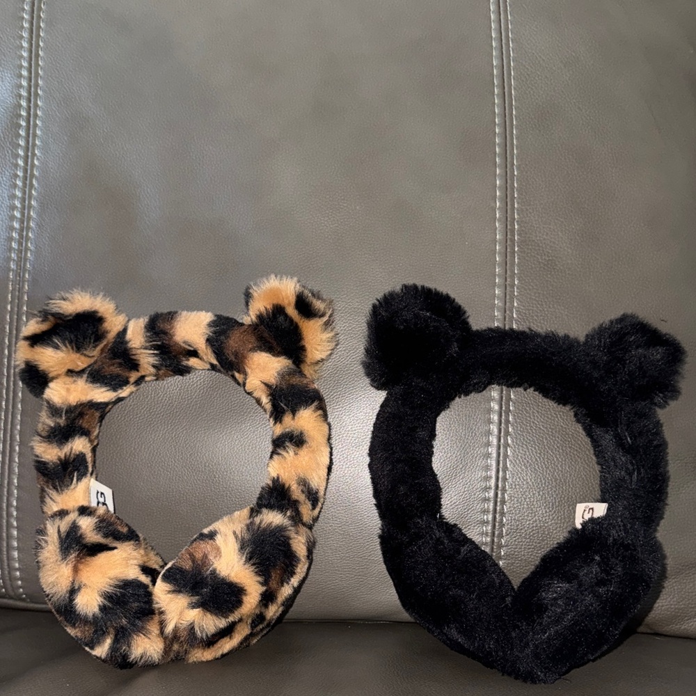 Cozy Leopard and Black Fuzzy Ear Warmers  🐆🖤
